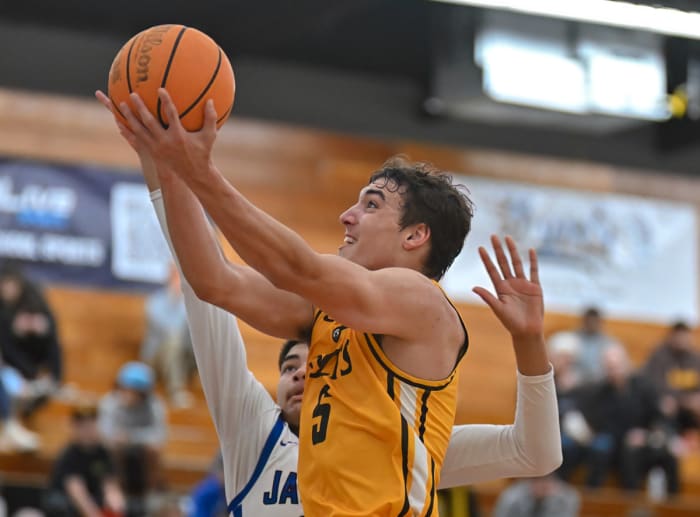 Crespi vs Canyon View Prep Torrey Pines Holiday Classic December 30, 2023 Photo-Justin Fine03